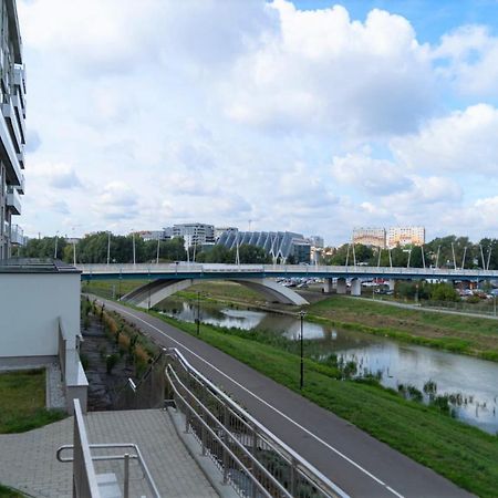 Capital Towers - Apartament Green Z Widokiem Na Rzeke Rzeszów Eksteriør billede