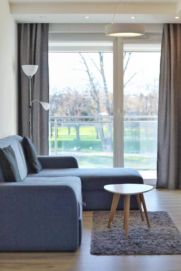Capital Towers - Apartament Green Z Widokiem Na Rzeke Rzeszów Eksteriør billede