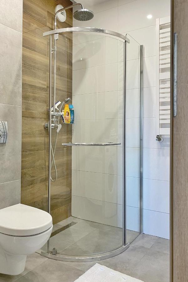 Capital Towers - Apartament Green Z Widokiem Na Rzeke Rzeszów Eksteriør billede